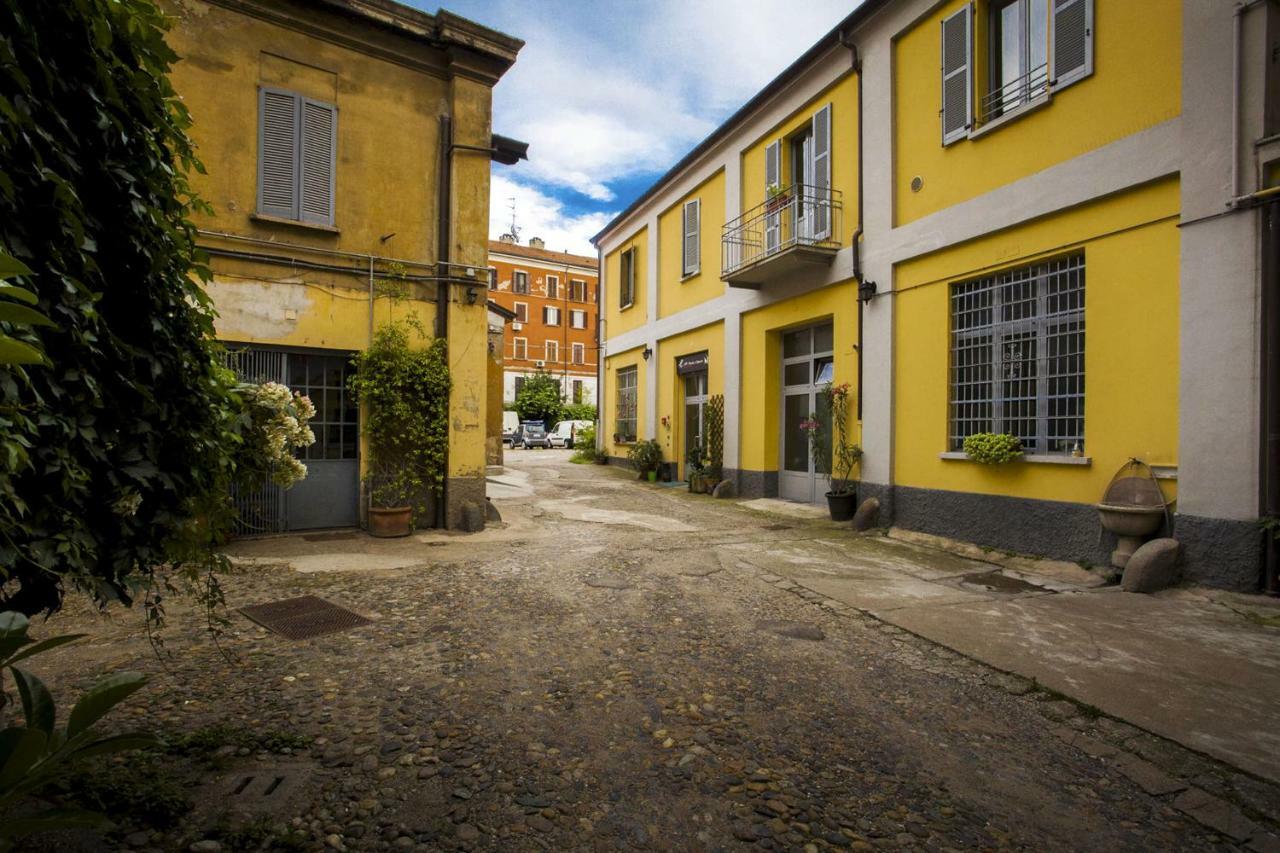 Antico Borgo Apartment Milan Bagian luar foto