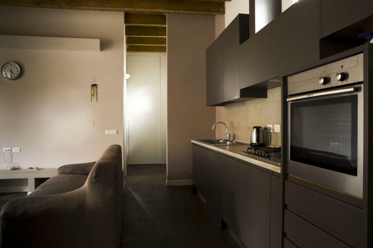 Antico Borgo Apartment Milan Bagian luar foto